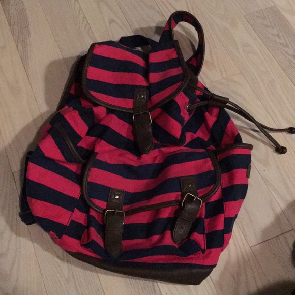 Aeropostale Handbags - Aeropostale big cloth backpack